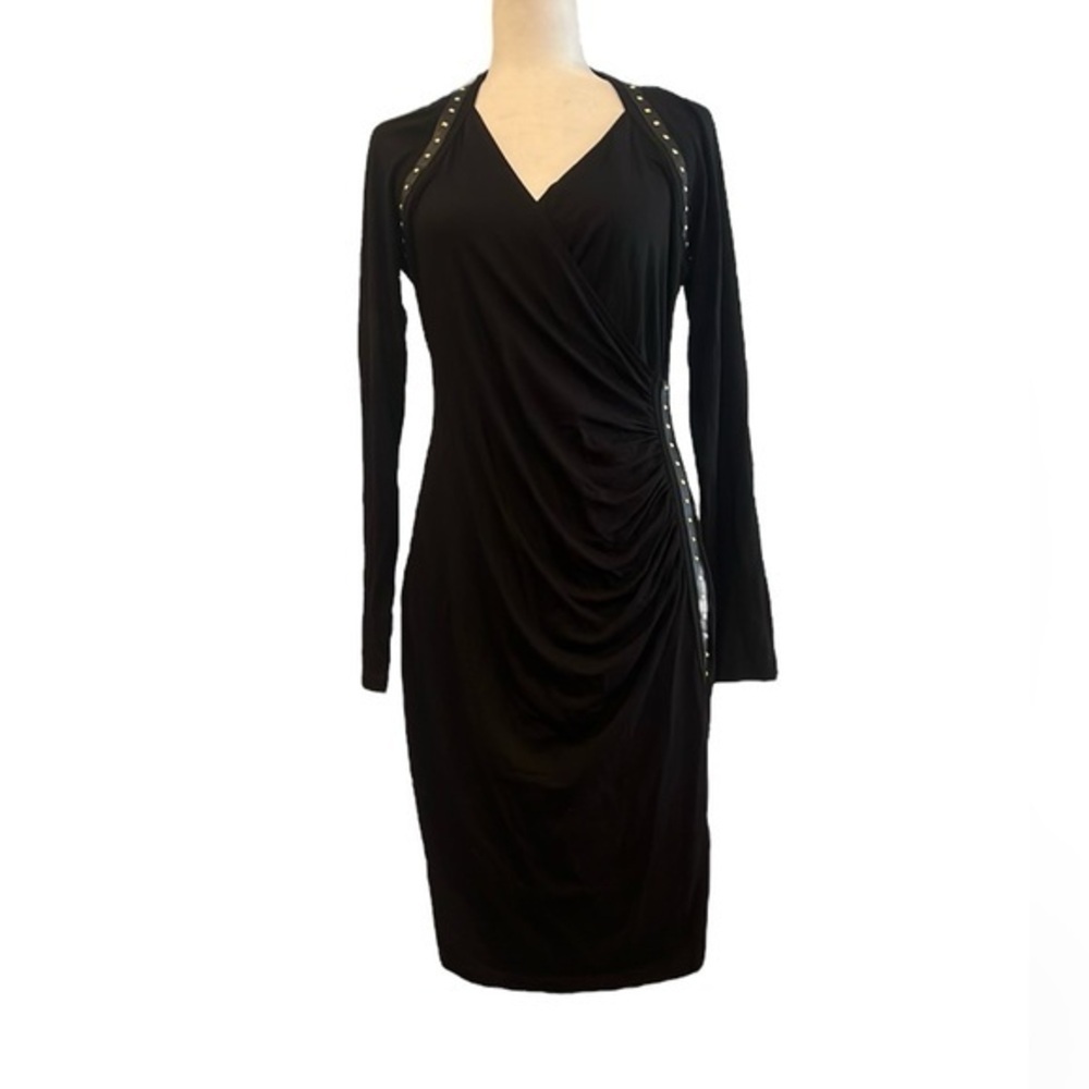 Carmen Marc Valvo Black wrap dress
